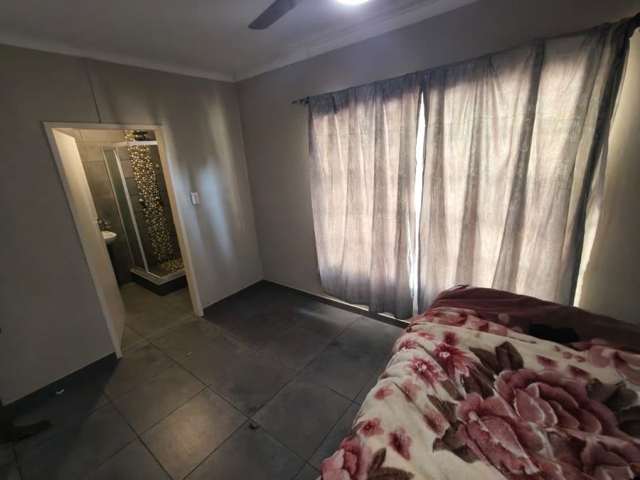 3 Bedroom Property for Sale in Waterkloof East North West